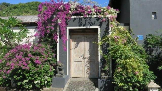 Aura Villa & Spa Amed Buitenkant foto